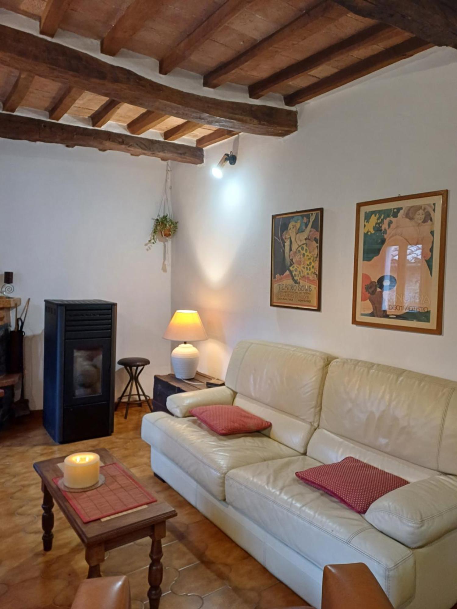 Apartamento Casa Il Girasole Pitigliano Exterior foto